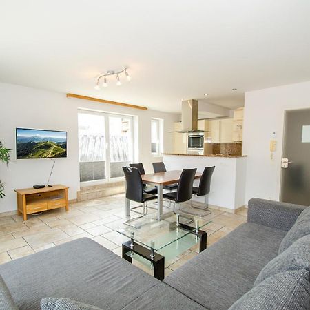 Penthouse In The Heart Of Zell Am See Buitenkant foto